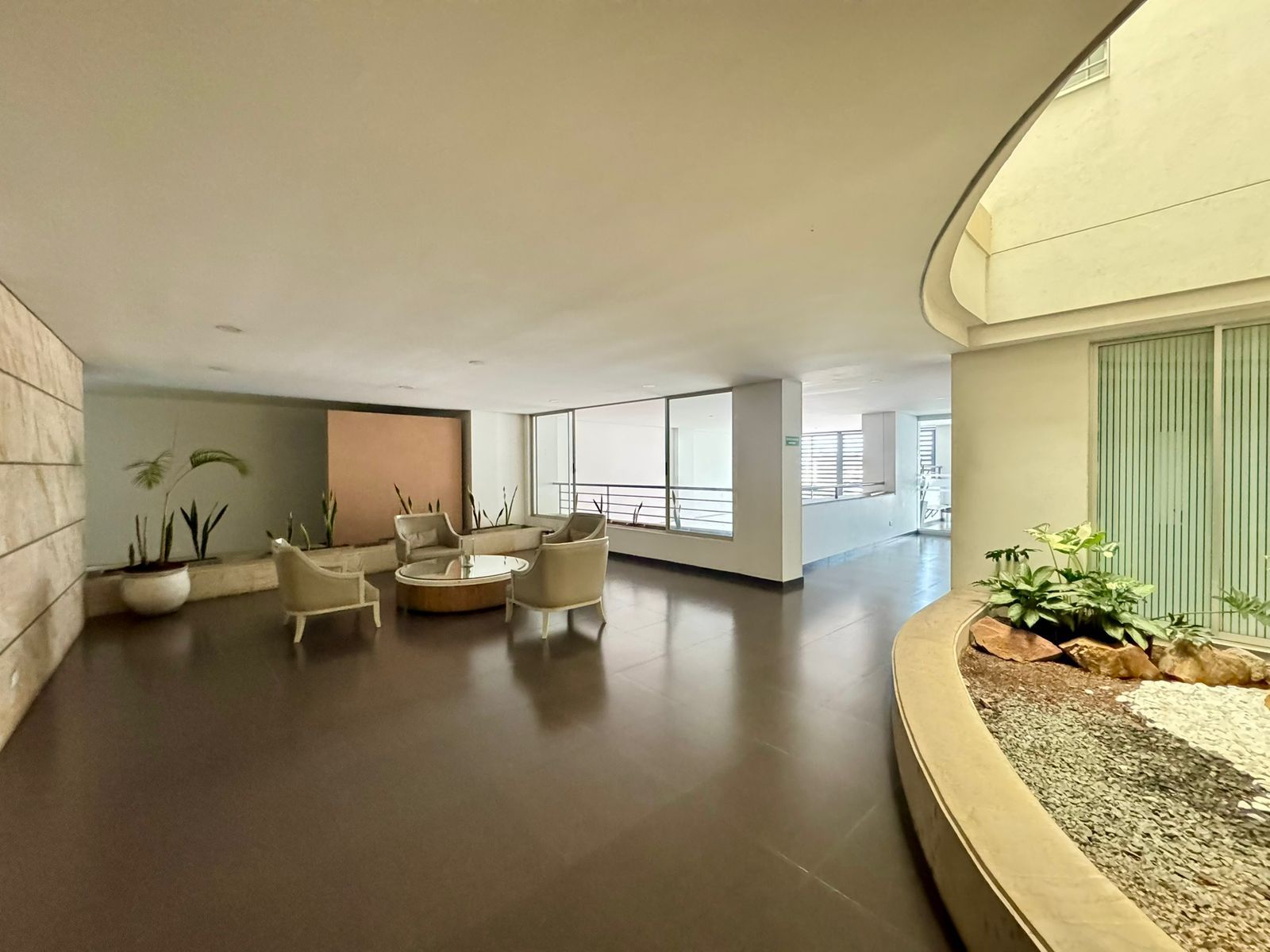 Apartamento en venta Valle Del Cauca Cali Vista Hermosa 130 m2 Habitaciones 3 Baños 2 Garajes 2 Precio $660000000