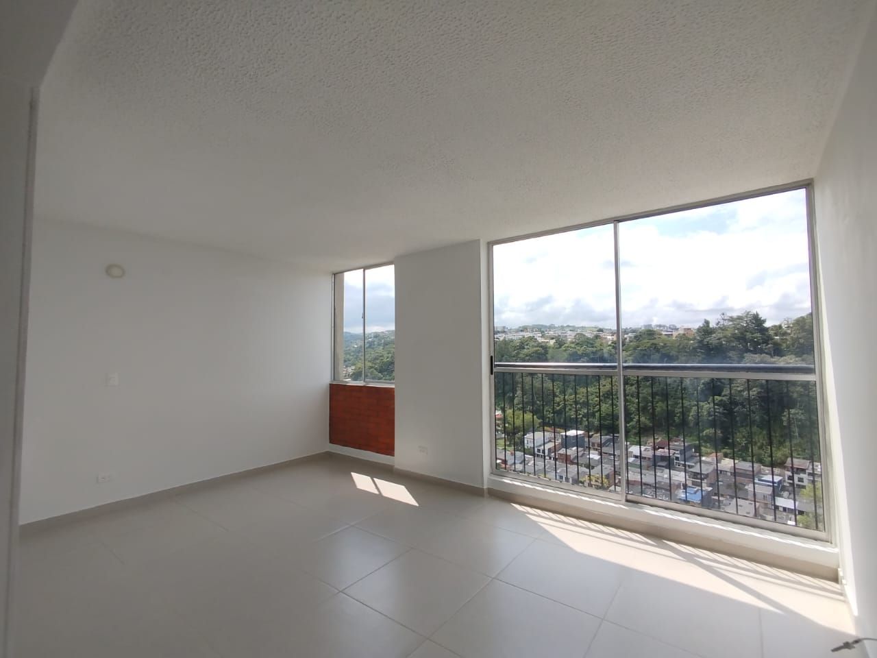 Apartamento en arriendo Risaralda Pereira El Poblado Ii Etapa 48 m2 Habitaciones 2 Baños 1 Garajes 1 Precio $1300000