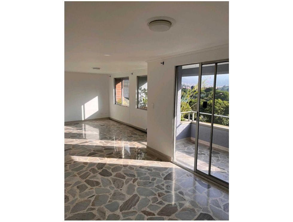 Apartamento en arriendo Antioquia Medellín Cuarta Brigada 146 m2 Habitaciones 4 Baños 4 Garajes 1 Precio $4650000