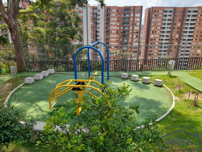 Casa en venta Antioquia Medellín La Colina 120 m2 Habitaciones 5 Baños 2 Garajes 0 Precio $320000000