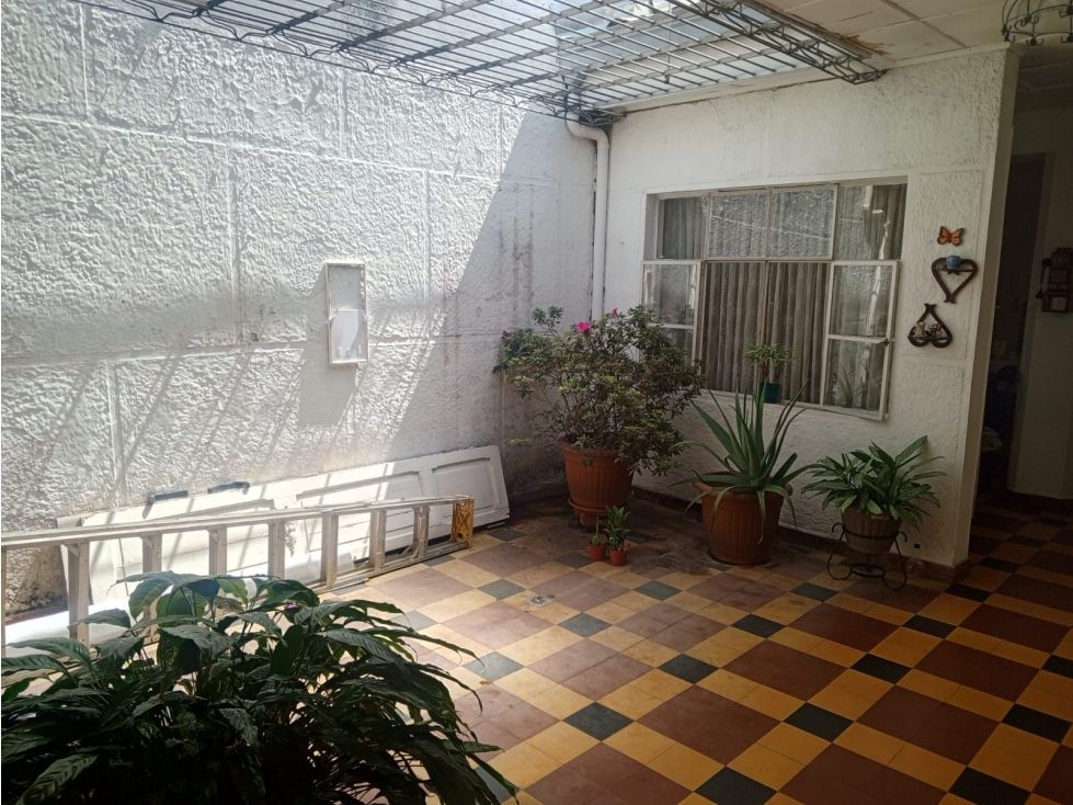 Casa en venta Antioquia Medellín Prado 270 m2 Habitaciones 5 Baños 3 Garajes 1 Precio $1200000000