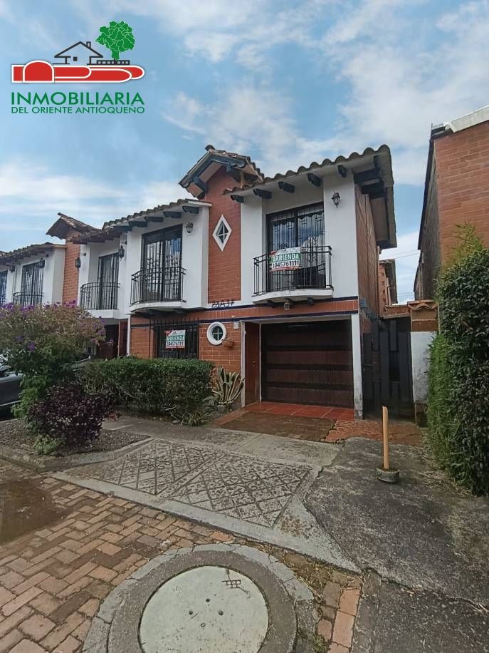 Casa en arriendo Antioquia La Ceja Fátima 120 m2 Habitaciones 3 Baños 3 Garajes 1 Precio $2300000