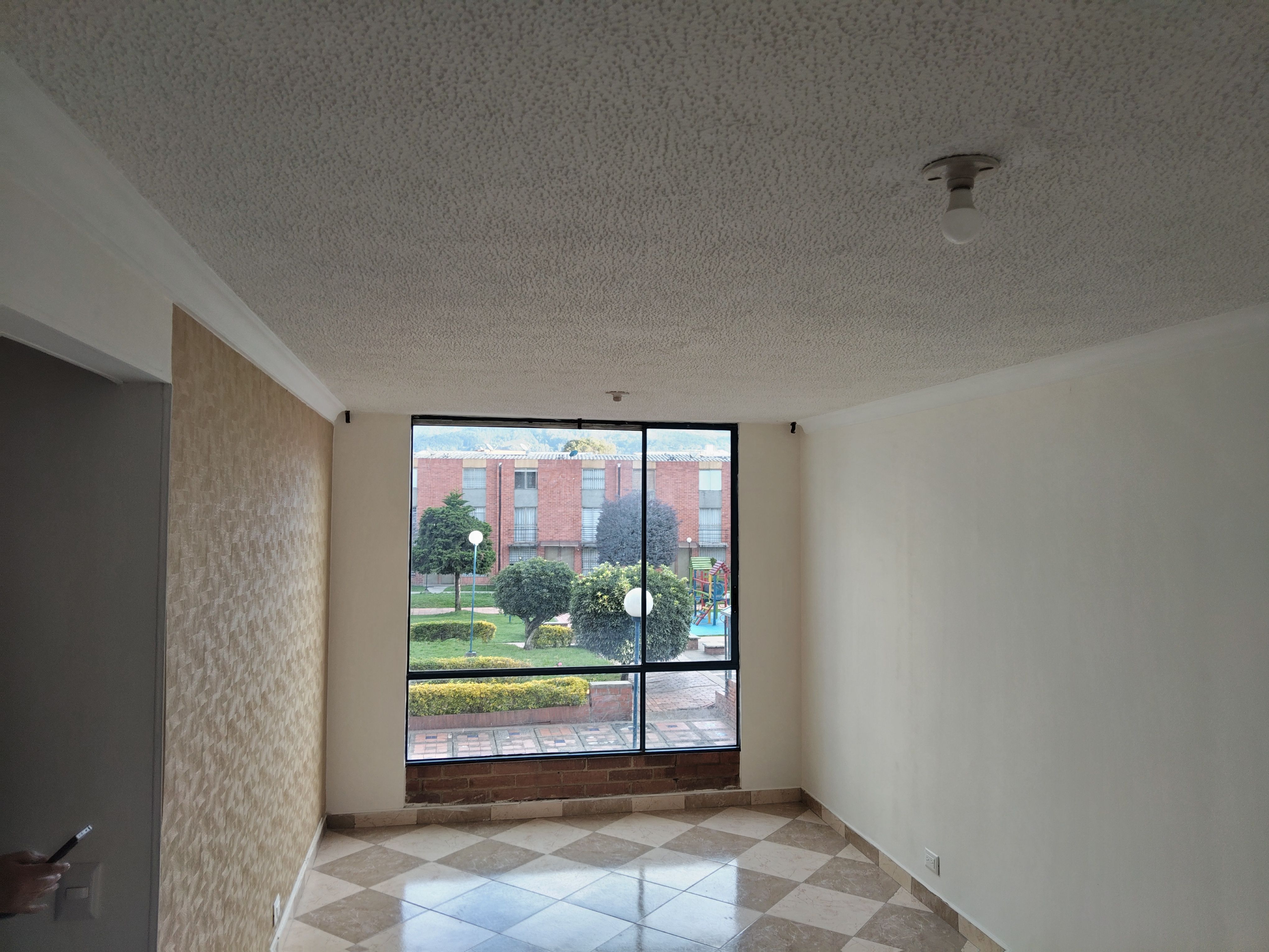 Apartamento en venta Cundinamarca Bogotá Restrepo 60 m2 Habitaciones 3 Baños 2 Garajes 1 Precio $325000000