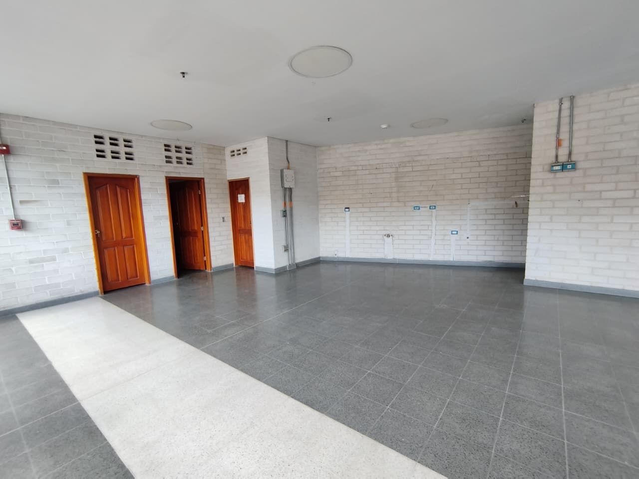 Local en arriendo Antioquia Caldas Caldas 45 m2 Habitaciones 0 Baños 1 Garajes 0 Precio $2000000