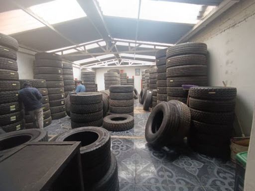 Bodega en arriendo Cundinamarca Bogotá Versalles 136 m2 Habitaciones 0 Baños 1 Garajes 0 Precio $3500000