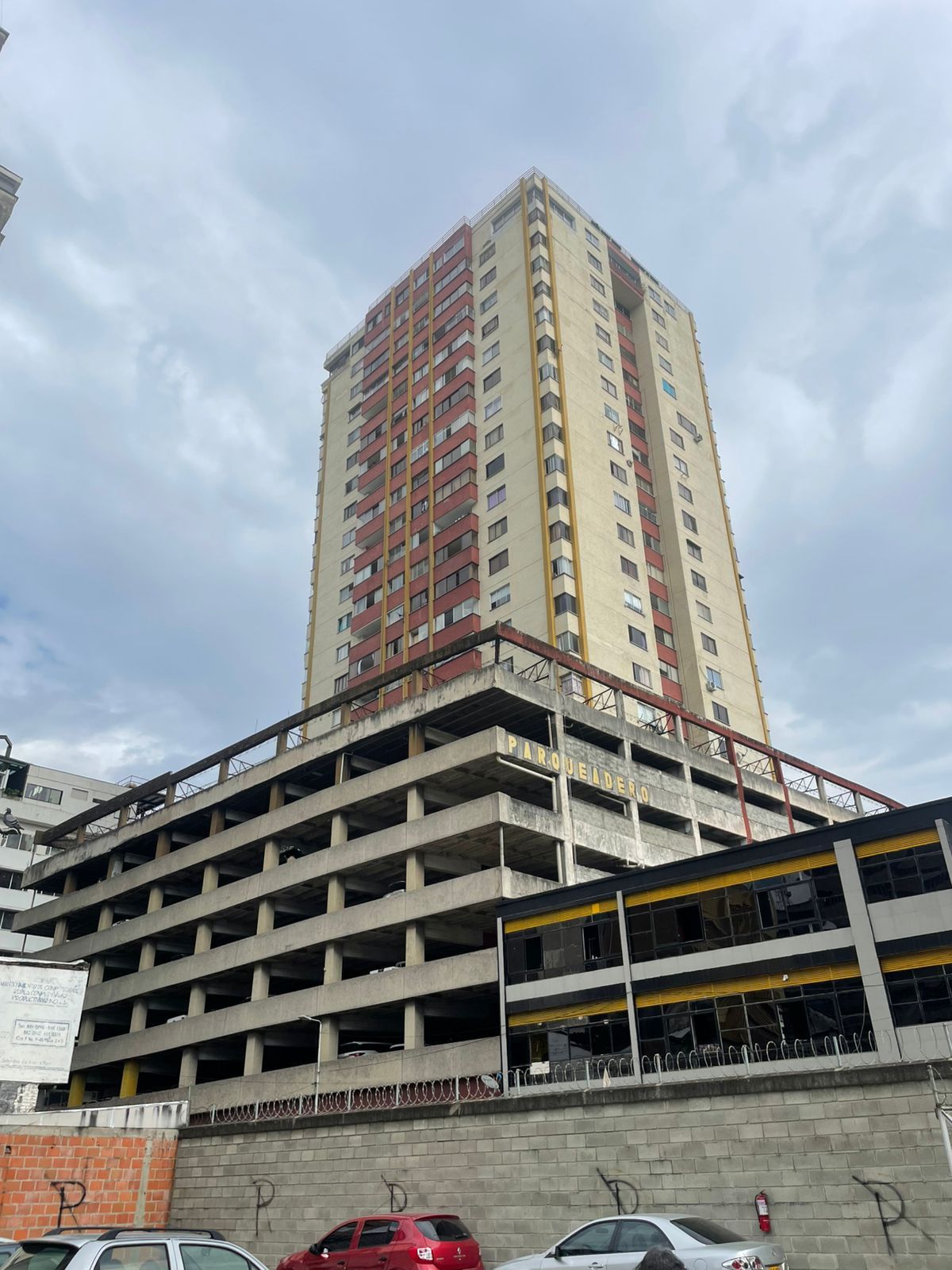 Apartamento en venta Valle Del Cauca Cali Santa Rosa 70 m2 Habitaciones 2 Baños 2 Garajes 0 Precio $260000000