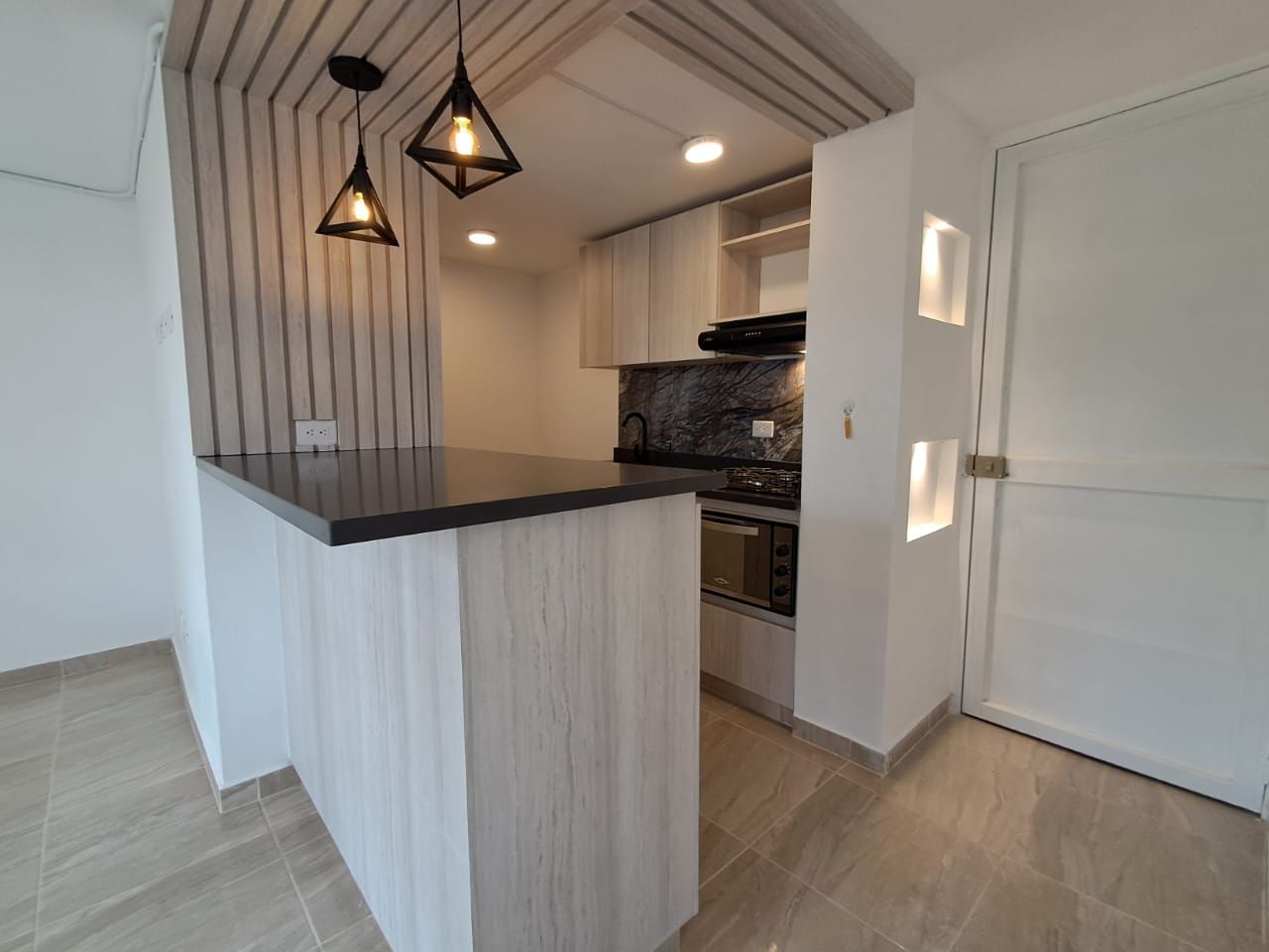 Apartamento en arriendo Antioquia La Ceja Centro 55 m2 Habitaciones 2 Baños 2 Garajes 0 Precio $1600000