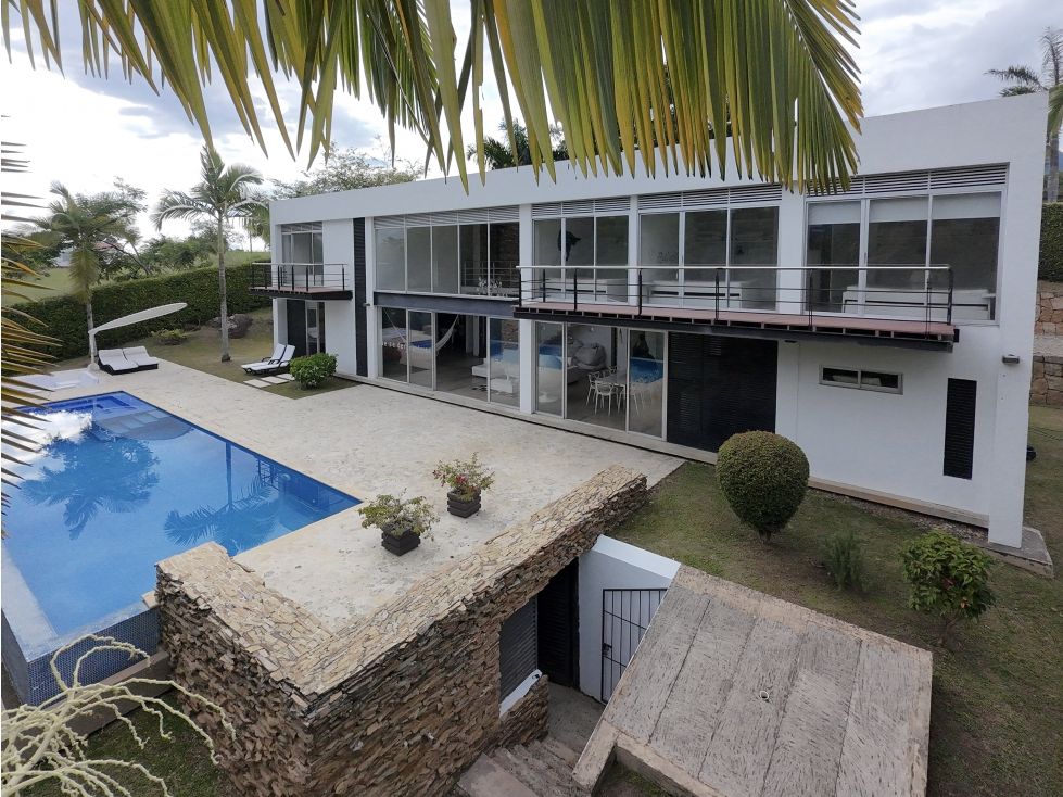 Casa en venta Cundinamarca Fusagasugá Fusagasuga 300 m2 Habitaciones 4 Baños 4 Garajes 8 Precio $1190000000