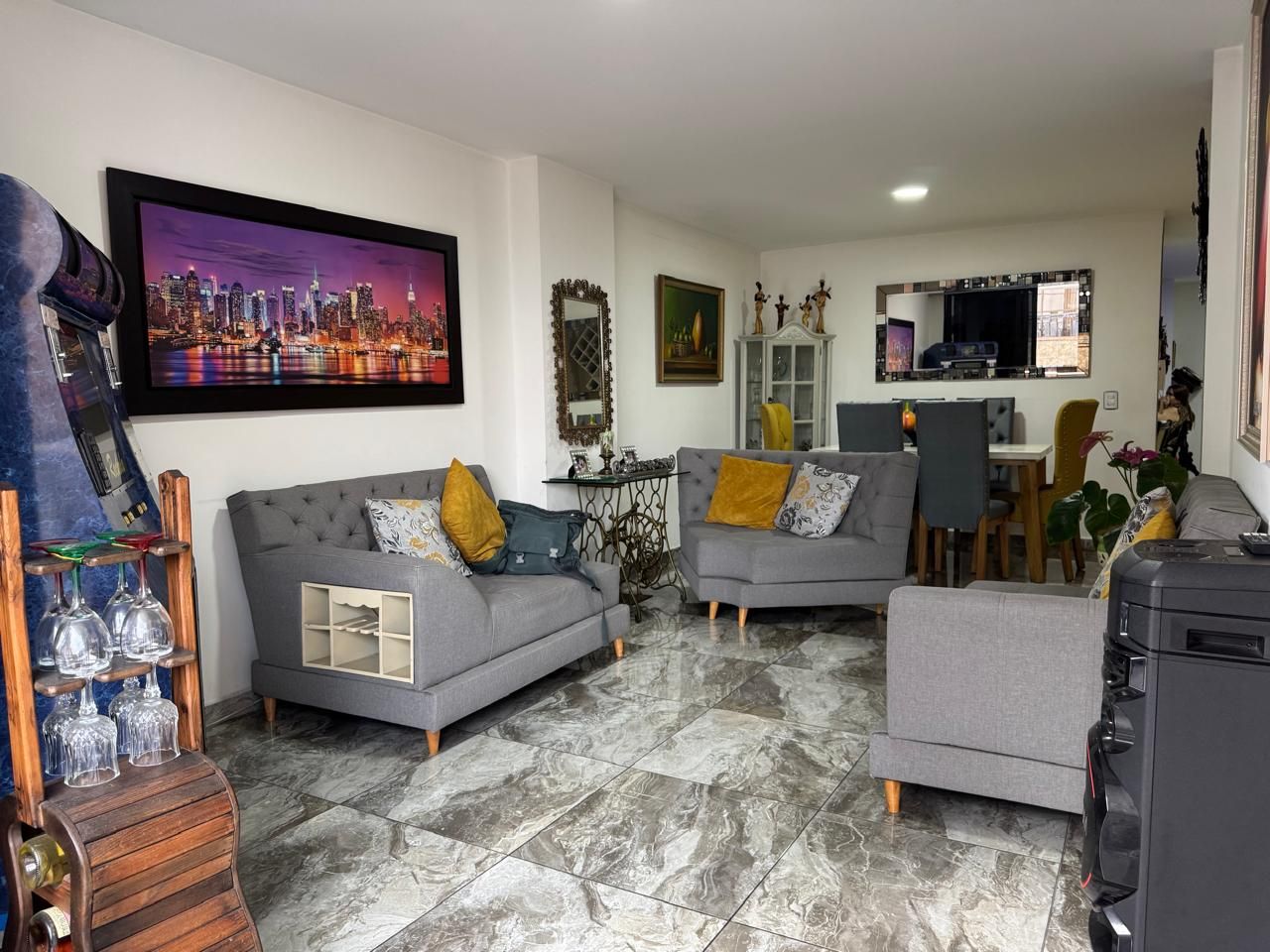 Apartamento en venta Antioquia Envigado La Mesa 155 m2 Habitaciones 4 Baños 3 Garajes 1 Precio $750000000