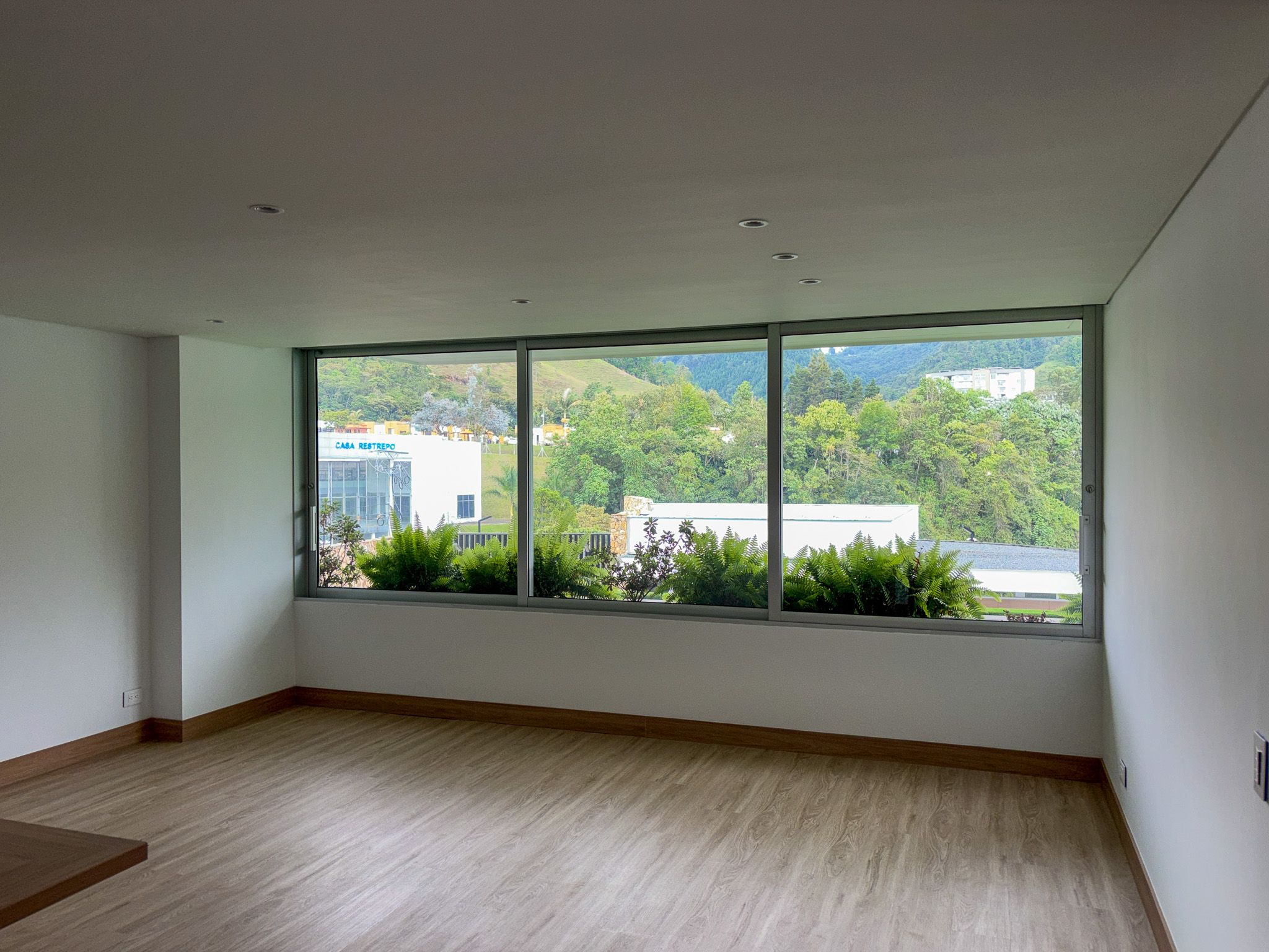Apartamento en venta Caldas Manizales Cn Los Guaduales 80 m2 Habitaciones 2 Baños 2 Garajes 1 Precio $700000000