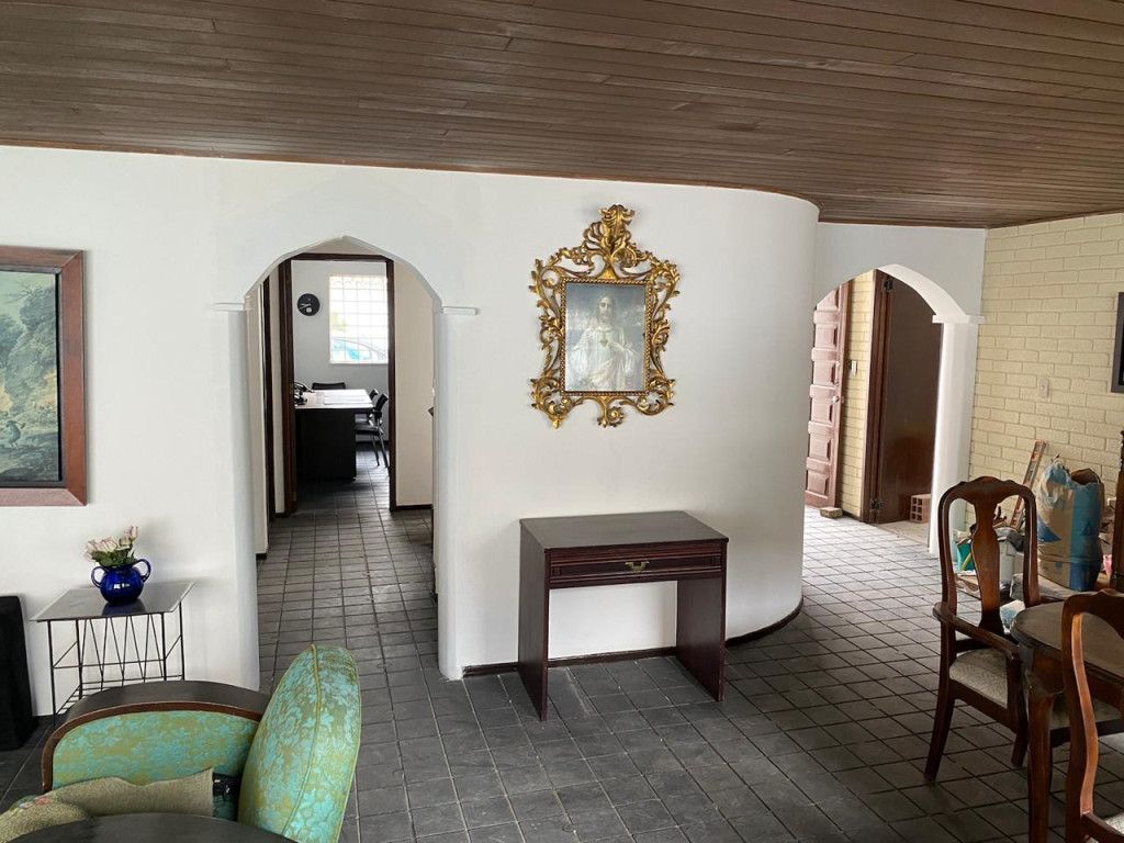 Casa en arriendo Cundinamarca Bogotá Nuevo Contry 230 m2 Habitaciones 5 Baños 3 Garajes 4 Precio $5800000