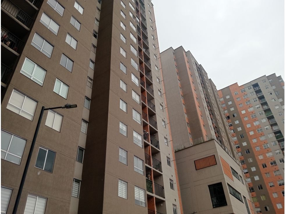 Apartamento en venta Cundinamarca Bogotá Centro Fontibon 37 m2 Habitaciones 2 Baños 1 Garajes 0 Precio $230000000