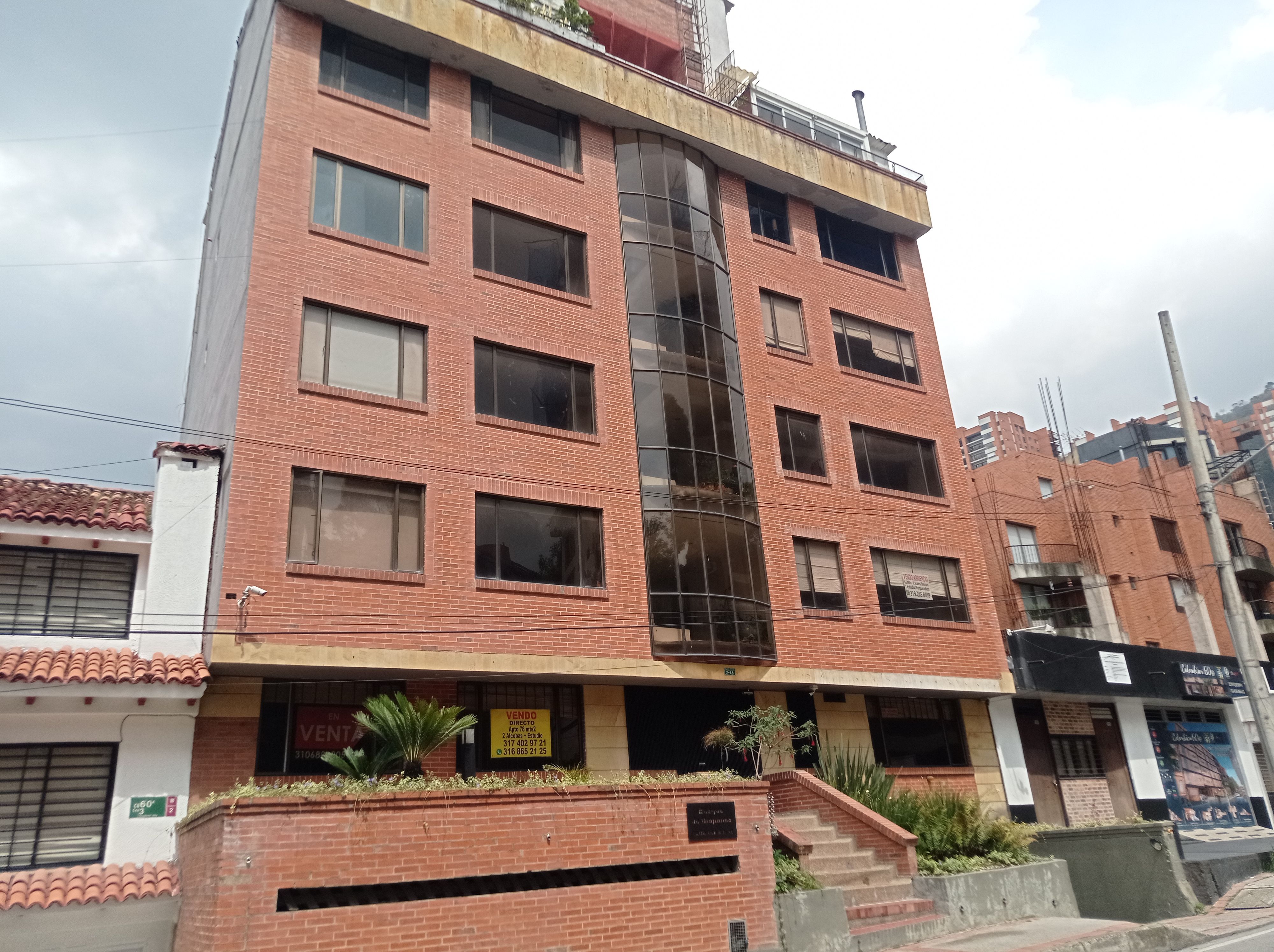 Apartamento en arriendo o venta Cundinamarca Bogotá La Salle 65 m2 Habitaciones 3 Baños 2 Garajes 1 Precio venta $470000000 Precio arriendo $3100000
