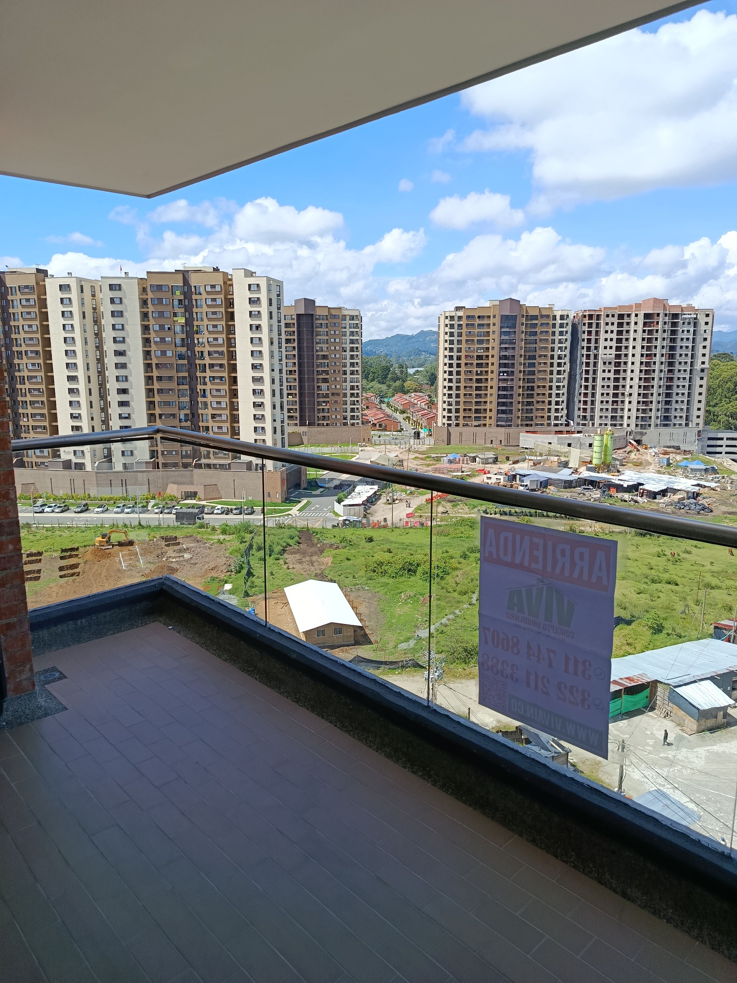 Apartamento en arriendo o venta Antioquia Rionegro San Antonio 64 m2 Habitaciones 2 Baños 2 Garajes 1 Precio venta $420000000 Precio arriendo $2400000