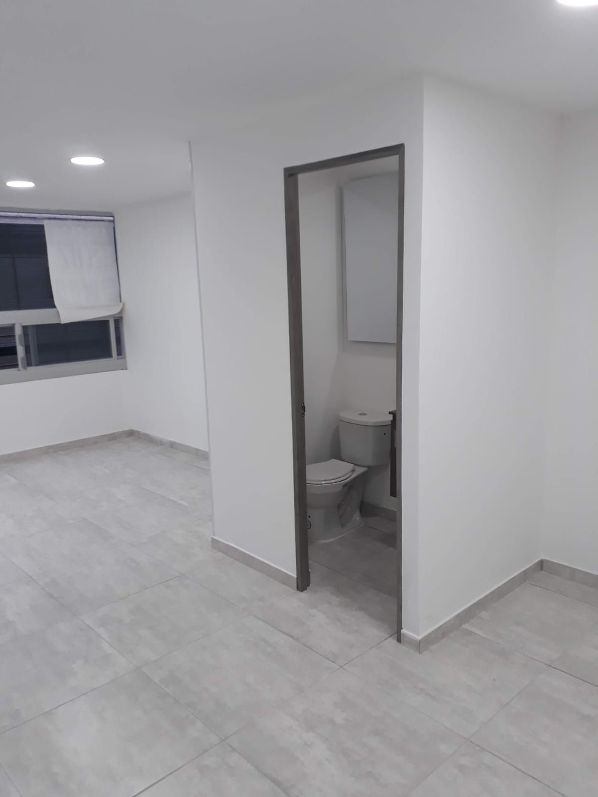 Local en arriendo Antioquia Rionegro El Porvenir 32 m2 Habitaciones 0 Baños 1 Garajes 1 Precio $1800000