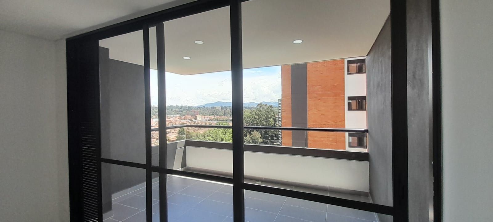 Apartamento en arriendo Antioquia Rionegro El Porvenir 84 m2 Habitaciones 2 Baños 2 Garajes 1 Precio $2800000