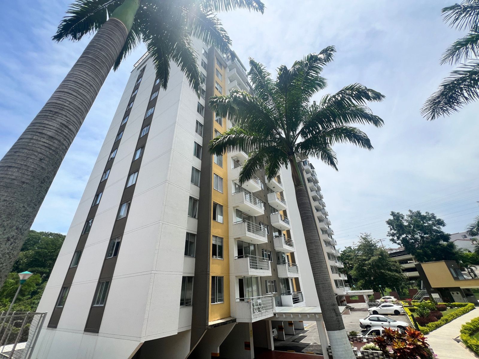 Apartamento en venta Santander Floridablanca Ub Vista Campestre 75 m2 Habitaciones 3 Baños 2 Garajes 1 Precio $295000000