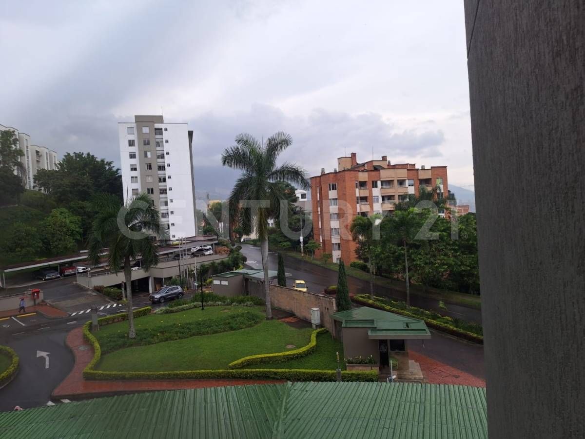 Apartamento en arriendo Antioquia Medellín Santa Teresita 90 m2 Habitaciones 3 Baños 2 Garajes 1 Precio $3200000