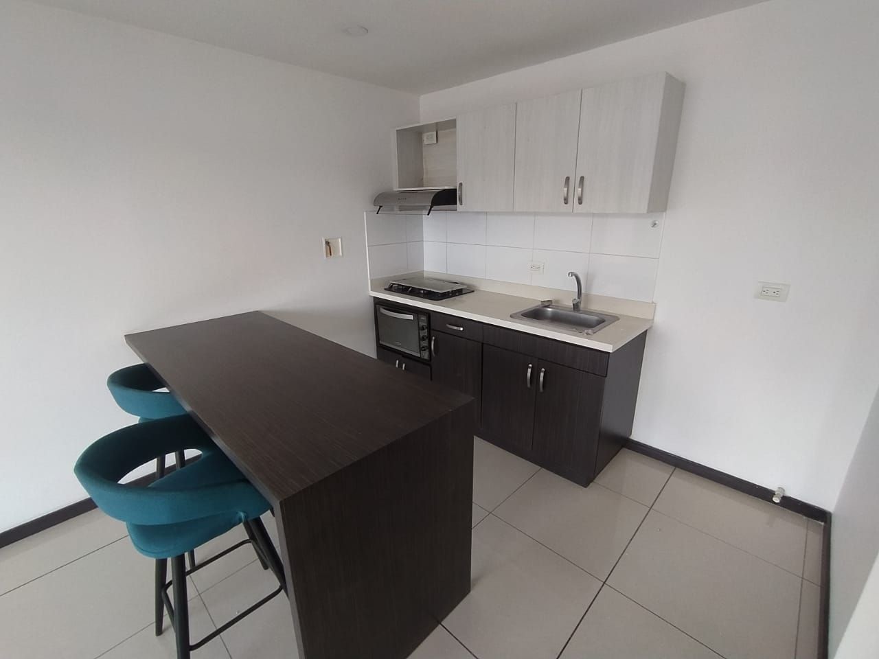 Apartamento en arriendo Antioquia Itagüí Cr Rivera De Suramerica 75 m2 Habitaciones 3 Baños 2 Garajes 1 Precio $2800000