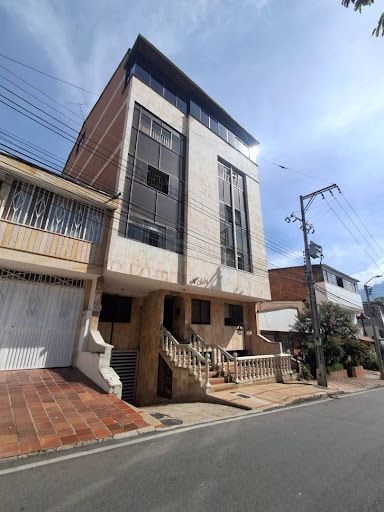 Apartamento en arriendo Santander Bucaramanga Provenza 180 m2 Habitaciones 4 Baños 4 Garajes 1 Precio $1900000