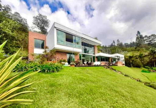 Casa Campestre en arriendo Antioquia El Retiro El Retiro 365 m2 Habitaciones 3 Baños 4 Garajes 20 Precio $17500000