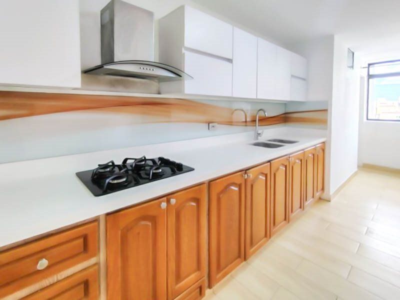 Apartamento en arriendo Antioquia Medellín La Castellana 137 m2 Habitaciones 3 Baños 2 Garajes 1 Precio $4200000