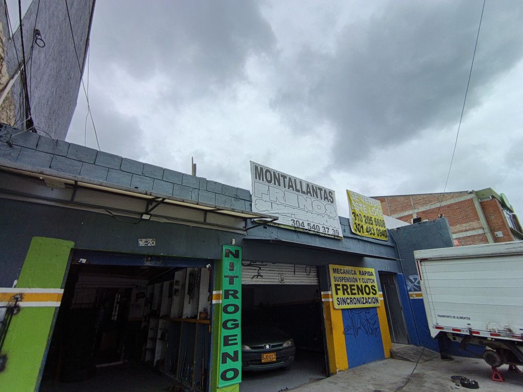 Lote en venta Cundinamarca Bogotá Las Orquideas 300 m2 Habitaciones 0 Baños 2 Garajes 0 Precio $1500000000