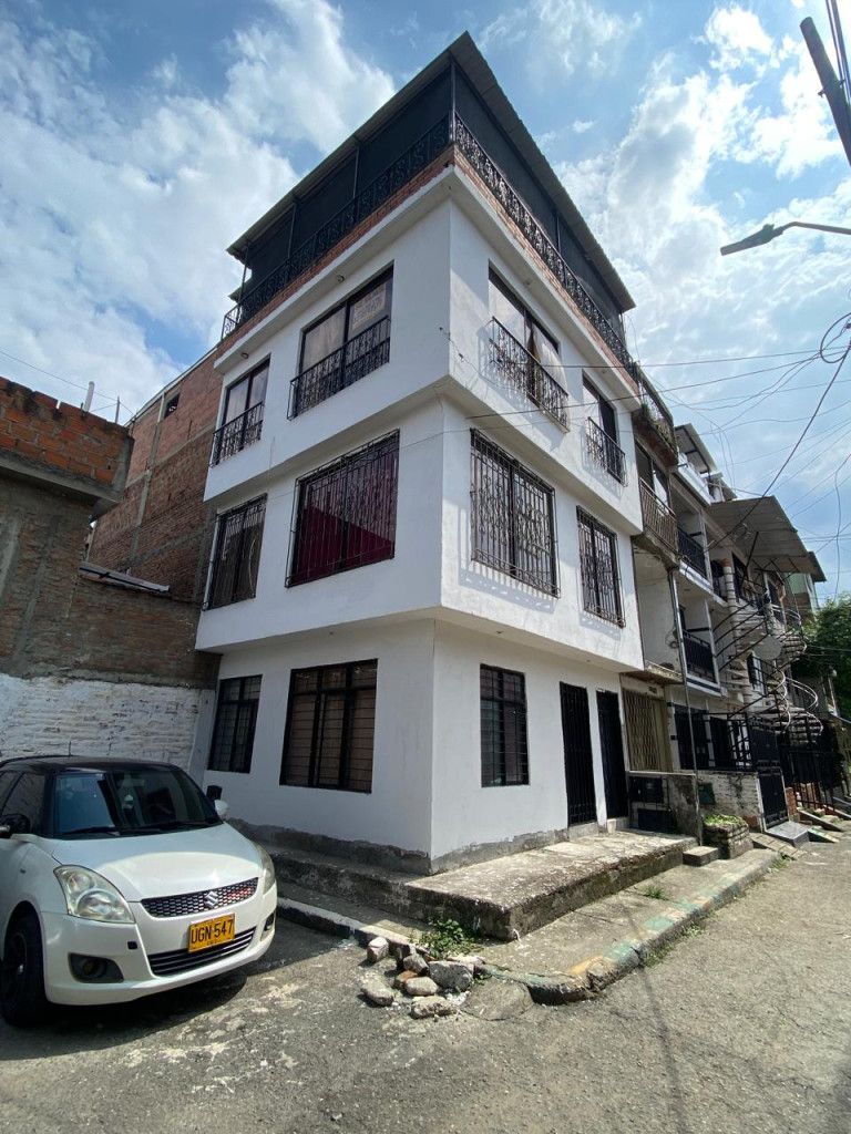 Casa en venta Valle Del Cauca Cali San Luis Ii 0 m2 Habitaciones 3 Baños 3 Garajes 0 Precio $320000000