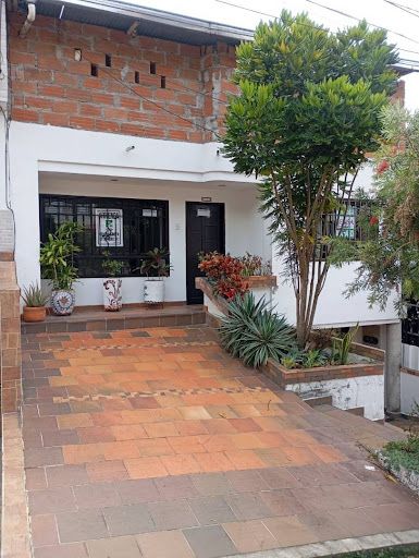 Casa en arriendo Antioquia Rionegro El Porvenir 100 m2 Habitaciones 3 Baños 2 Garajes 1 Precio $2400000
