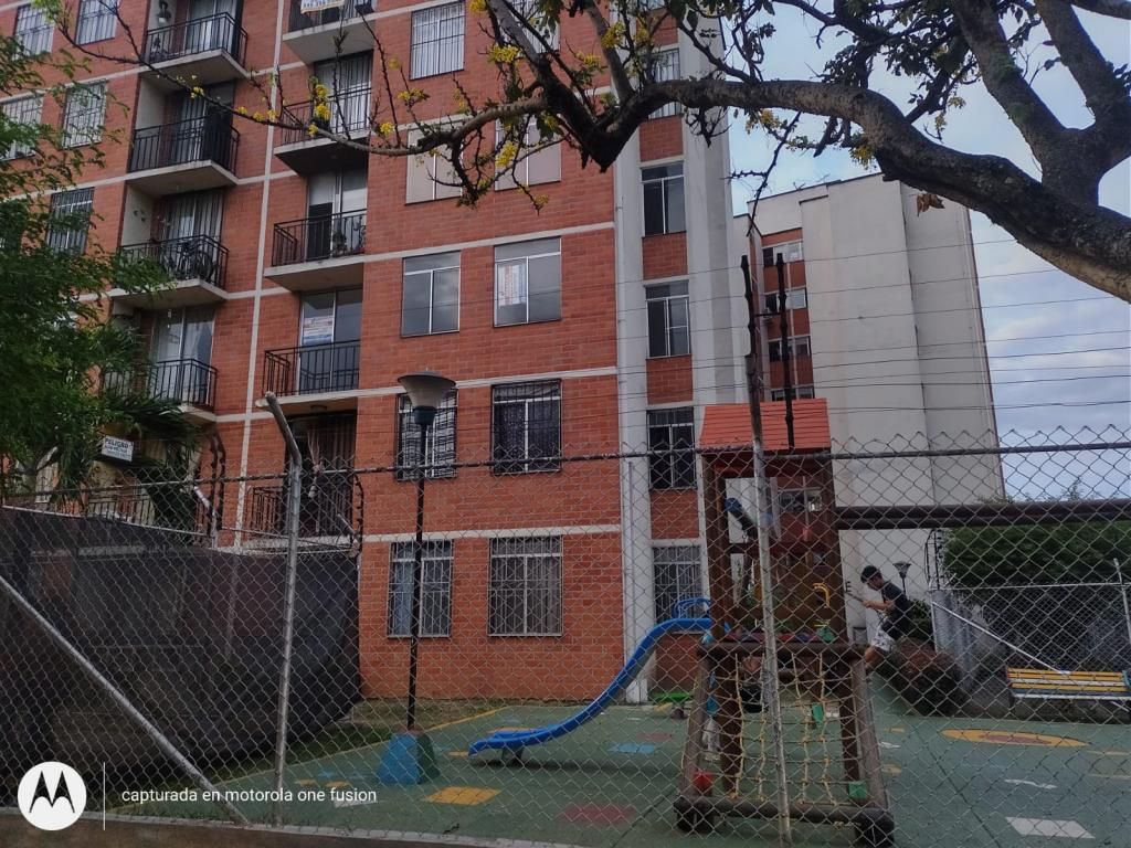 Apartamento en arriendo Valle Del Cauca Cali Los Parques - Barranquilla 55 m2 Habitaciones 3 Baños 2 Garajes 0 Precio $1250000