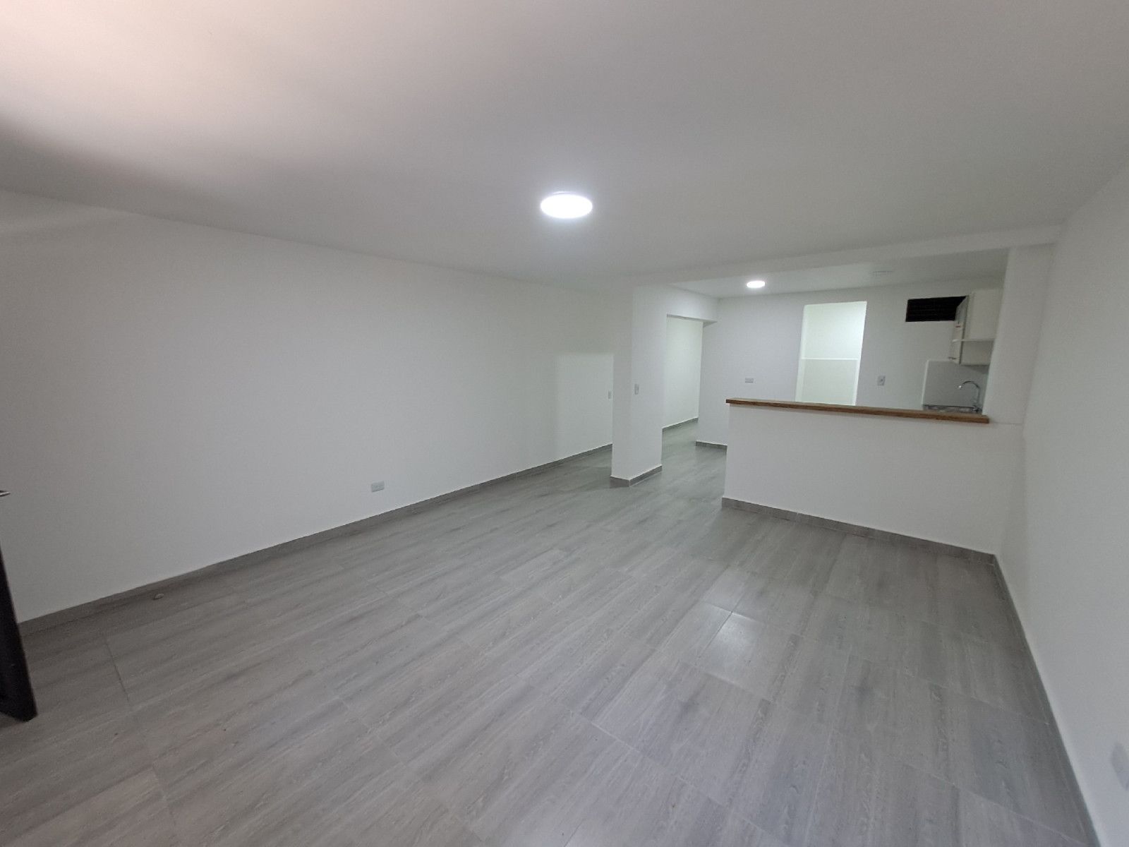 Apartamento en arriendo Antioquia Medellín San Joaquin 65 m2 Habitaciones 2 Baños 2 Garajes 0 Precio $2300000