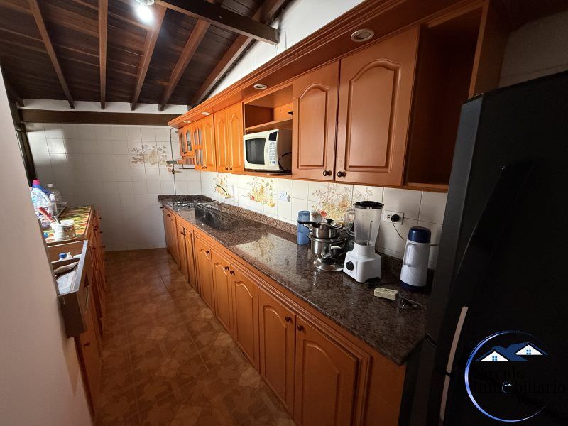 Apartamento en arriendo Antioquia Envigado Zona Centro 70 m2 Habitaciones 2 Baños 1 Garajes 0 Precio $2000000