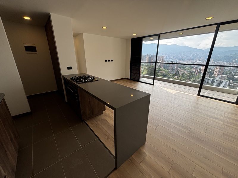 Apartamento en arriendo Antioquia Envigado Trianon 80 m2 Habitaciones 3 Baños 2 Garajes 2 Precio $4400000