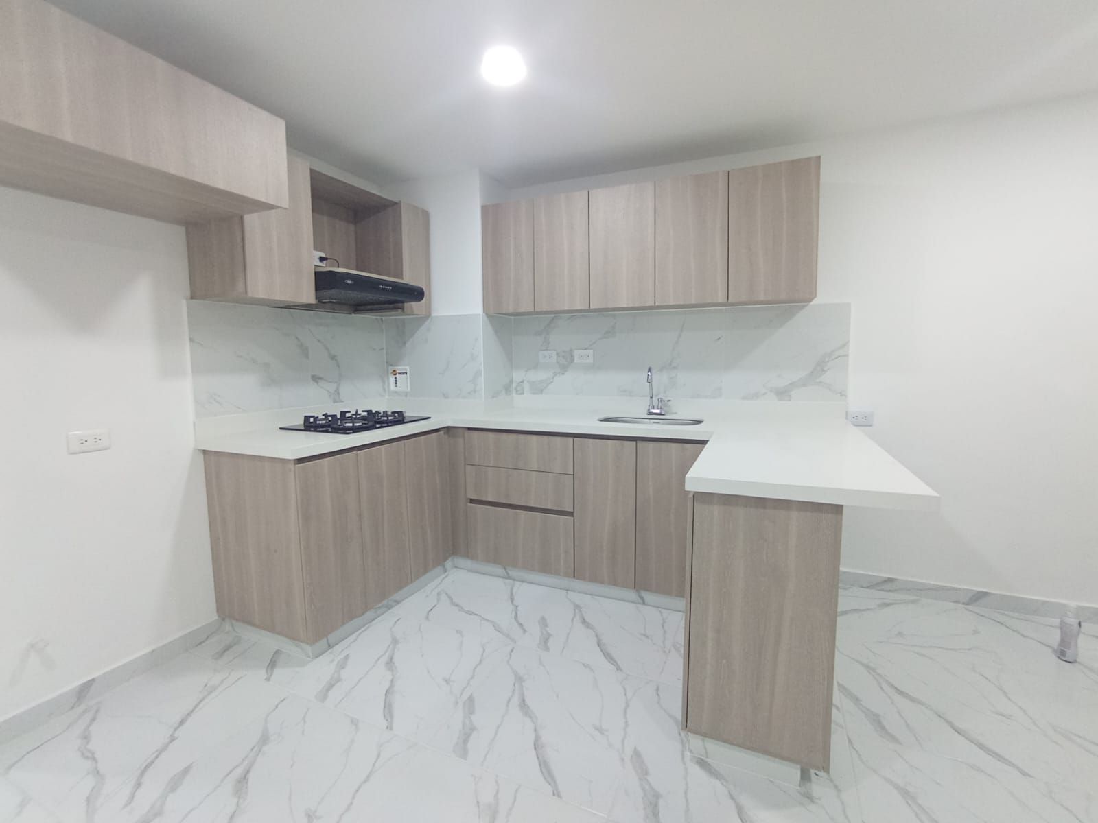 Apartamento en arriendo Antioquia Medellín Enciso 59 m2 Habitaciones 2 Baños 1 Garajes 0 Precio $2000000