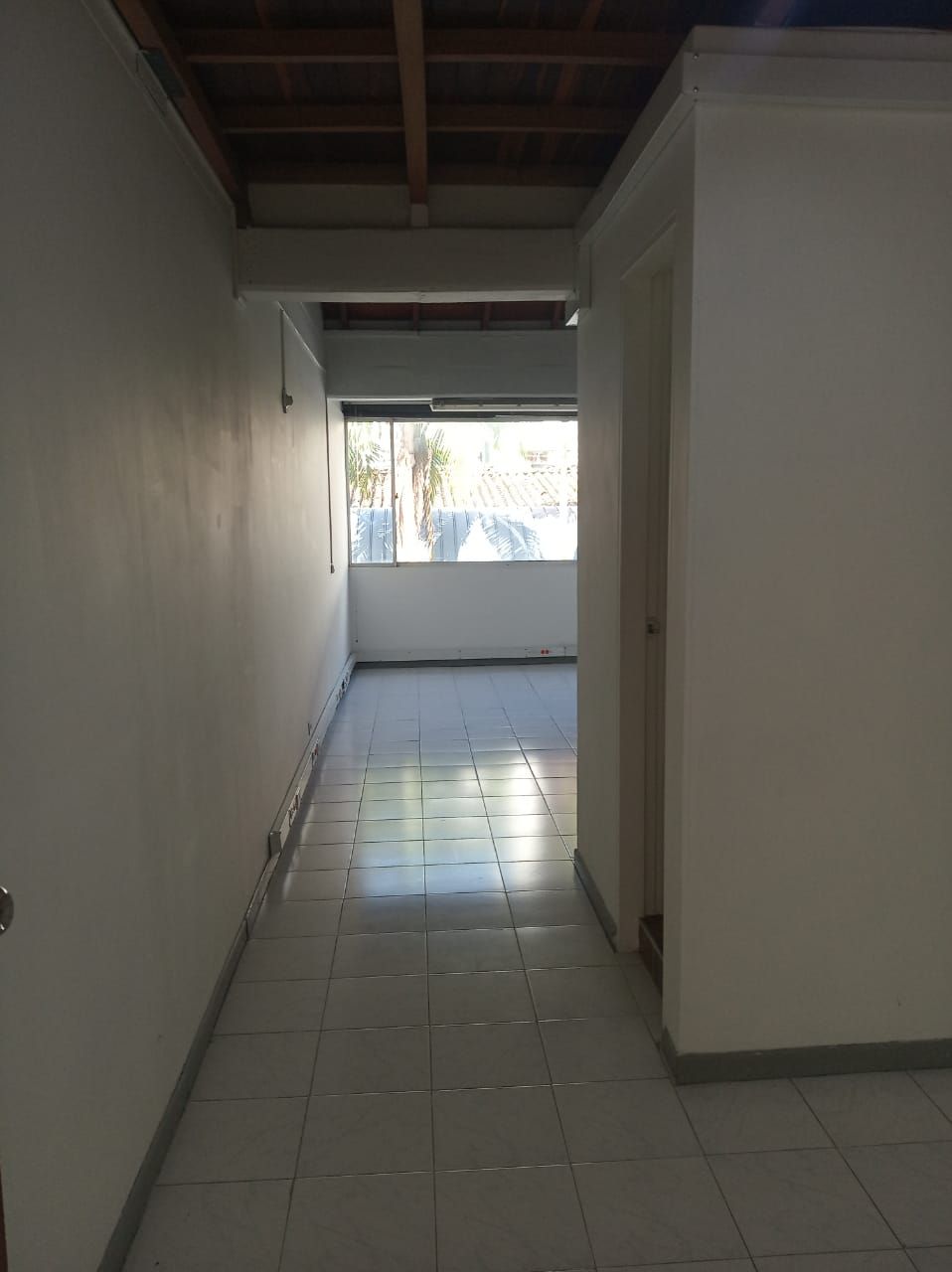 Oficina en arriendo Antioquia Medellín San Diego 40 m2 Habitaciones 0 Baños 1 Garajes 1 Precio $2500000
