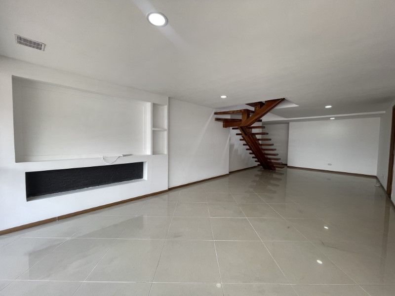Apartamento en venta Antioquia Sabaneta Betania 194 m2 Habitaciones 3 Baños 4 Garajes 1 Precio $950000000