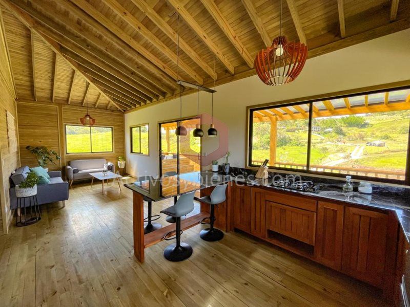 Casa en arriendo Antioquia El Santuario El Santuario 500 m2 Habitaciones 2 Baños 2 Garajes 1 Precio $2500000