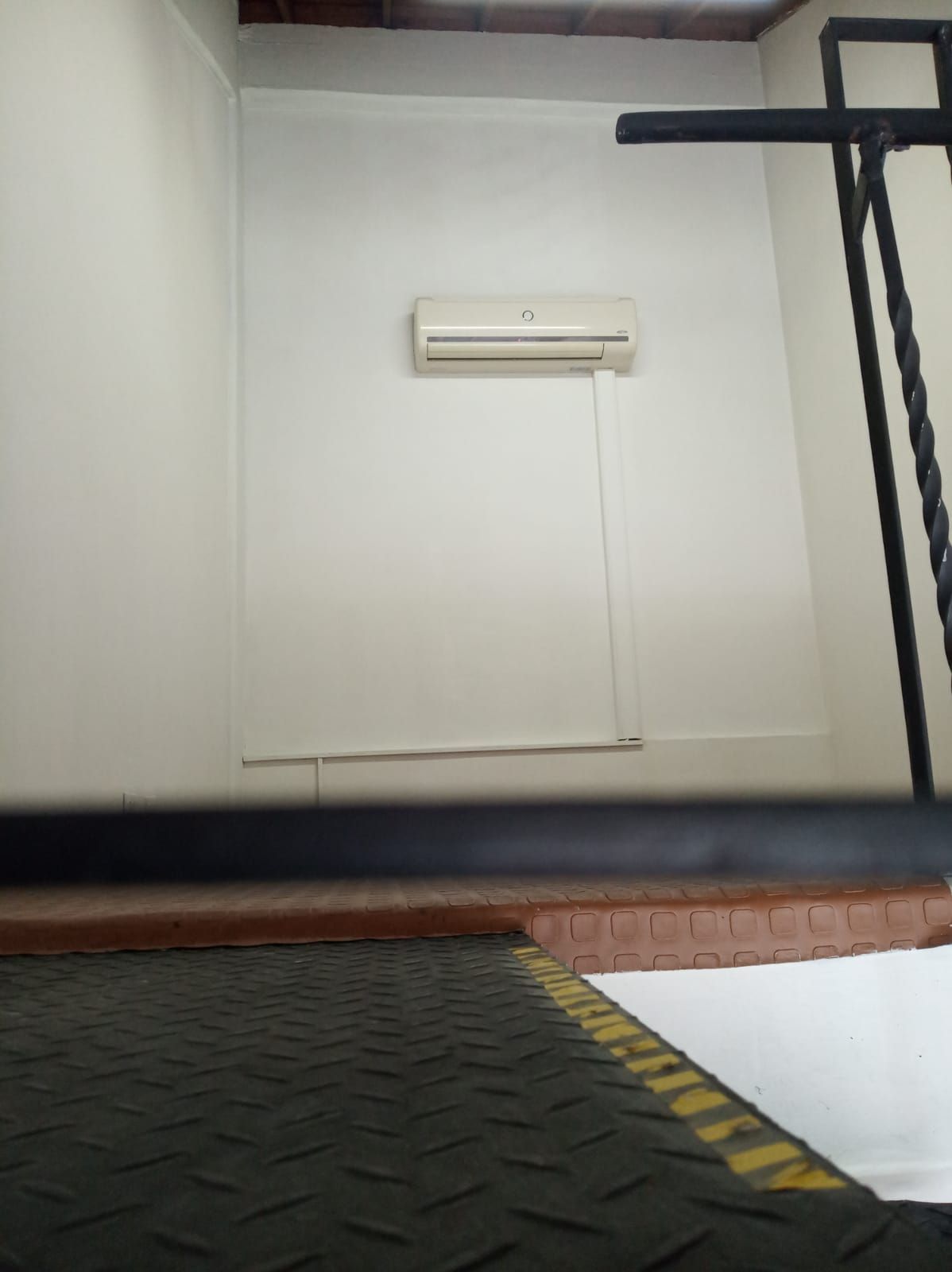 Oficina en arriendo Antioquia Medellín San Diego 40 m2 Habitaciones 0 Baños 1 Garajes 1 Precio $2500000