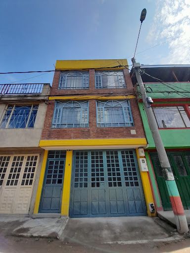 Casa en venta Cundinamarca Bogotá Lisboa 180 m2 Habitaciones 5 Baños 5 Garajes 0 Precio $360000000