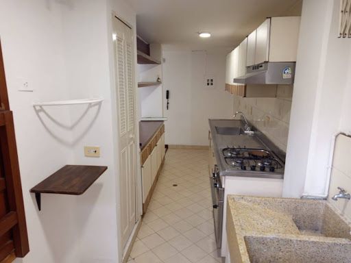 Apartamento en arriendo Antioquia Medellín Santa Teresita 72 m2 Habitaciones 2 Baños 2 Garajes 1 Precio $2500000