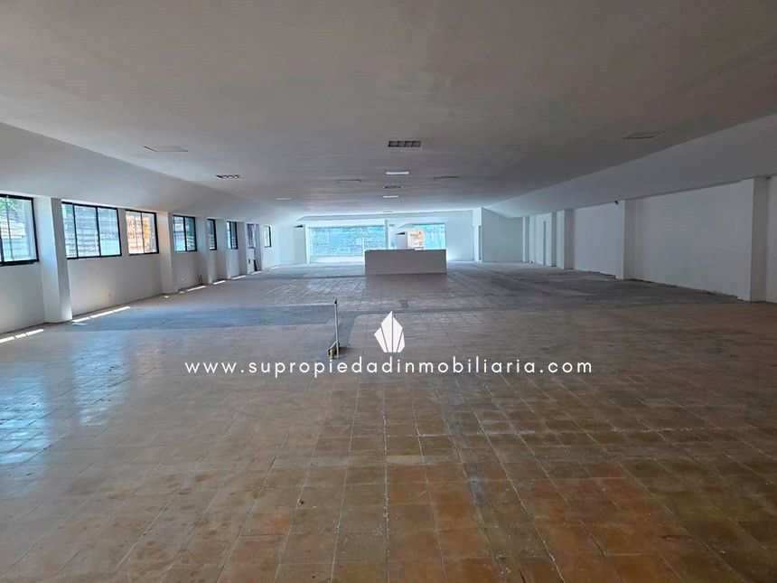 Bodega en arriendo Antioquia Medellín Perpetuo Socorro 618 m2 Habitaciones 0 Baños 3 Garajes 0 Precio $26000000