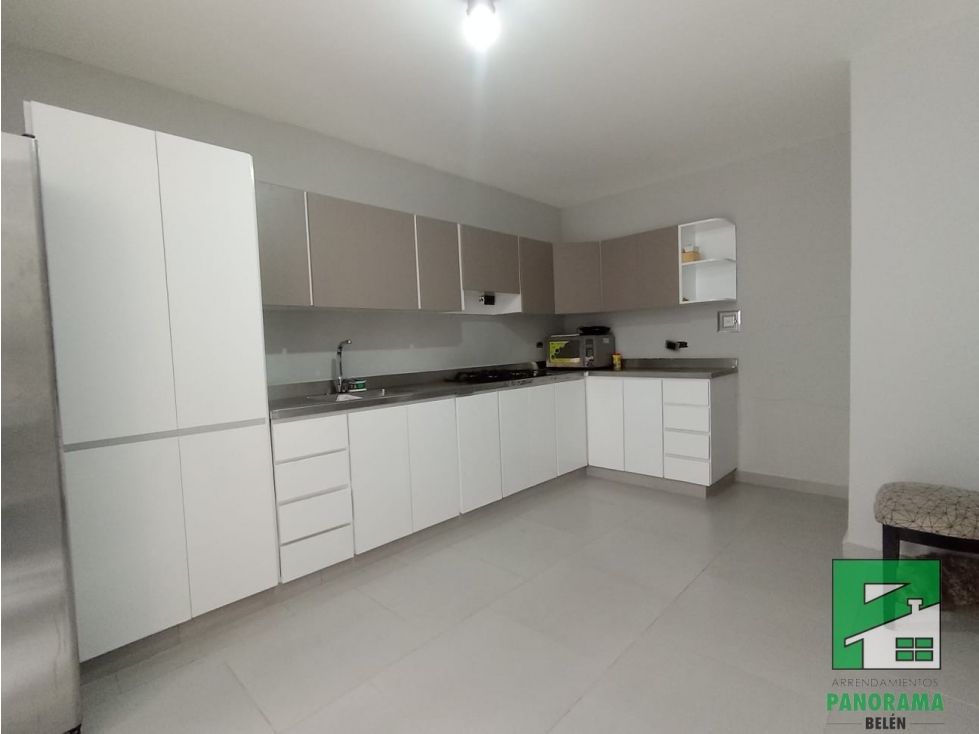 Casa en arriendo Antioquia Medellín Rosales 300 m2 Habitaciones 9 Baños 3 Garajes 0 Precio $13232700