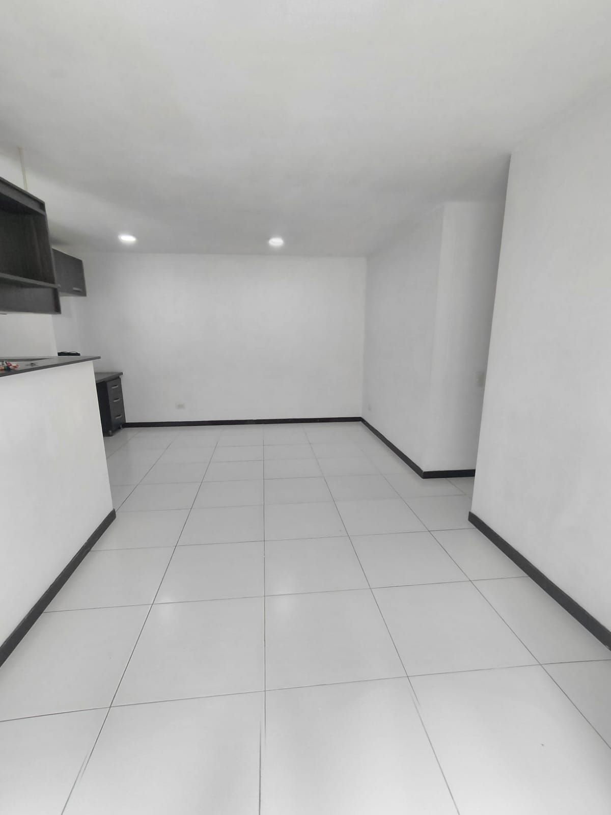 Apartamento en arriendo Antioquia Envigado La Mesa 65 m2 Habitaciones 3 Baños 2 Garajes 1 Precio $2500000
