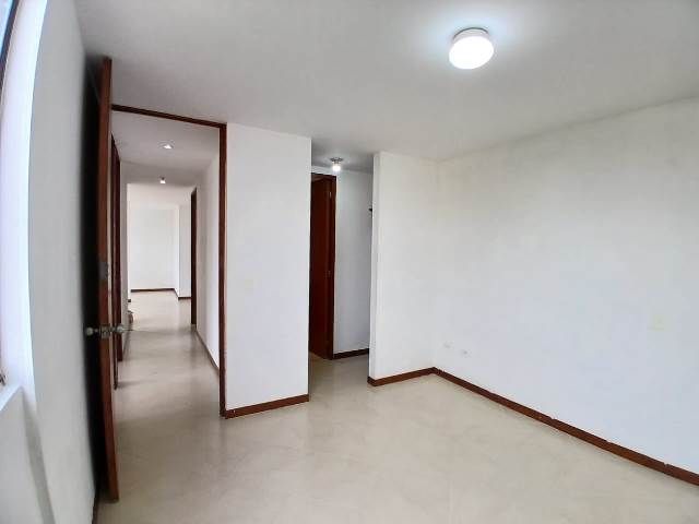 Apartamento en arriendo Antioquia Medellín Villanueva 75 m2 Habitaciones 3 Baños 2 Garajes 1 Precio $3500000