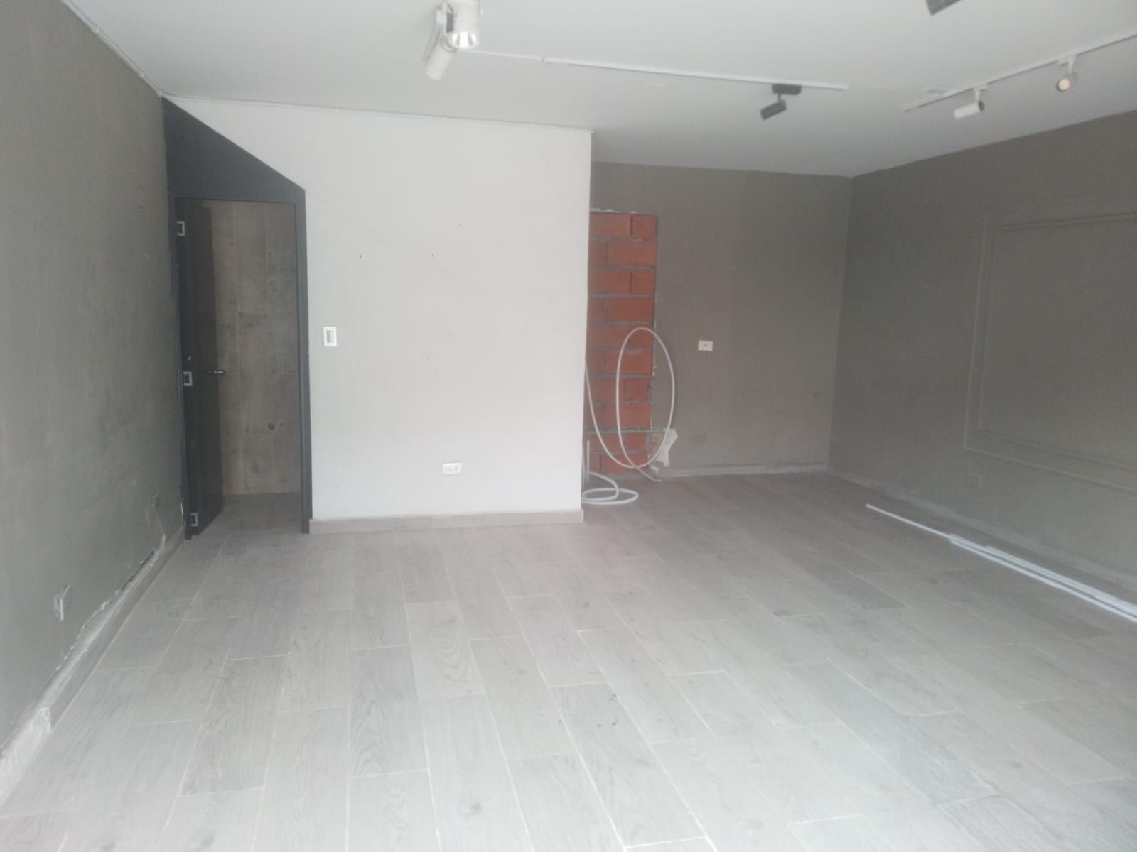 Local en arriendo Antioquia Medellín Tenche 37 m2 Habitaciones 0 Baños 1 Garajes 0 Precio $3600000