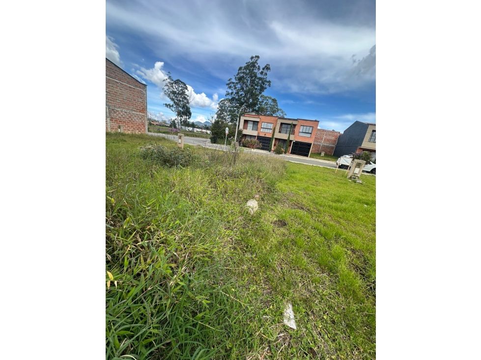 Lote en venta Antioquia La Ceja La Floresta 100 m2 Habitaciones 0 Baños 0 Garajes 0 Precio $270000000
