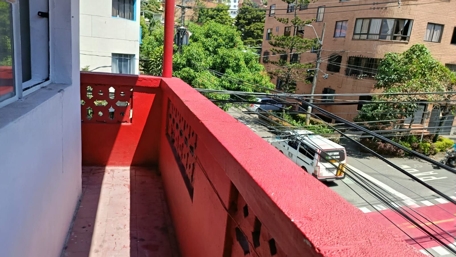 Apartamento en arriendo Antioquia Medellín Sucre 70 m2 Habitaciones 4 Baños 2 Garajes 0 Precio $2100000