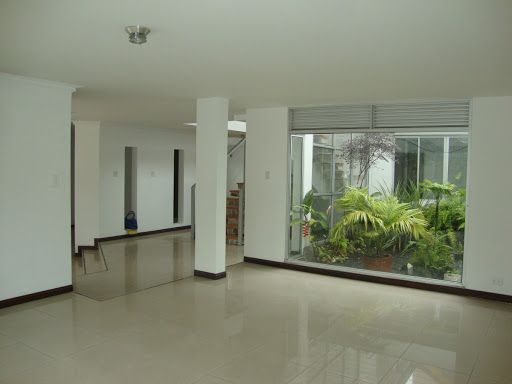 Casa en arriendo Risaralda Pereira Los Alpes 380 m2 Habitaciones 8 Baños 5 Garajes 0 Precio $12000000