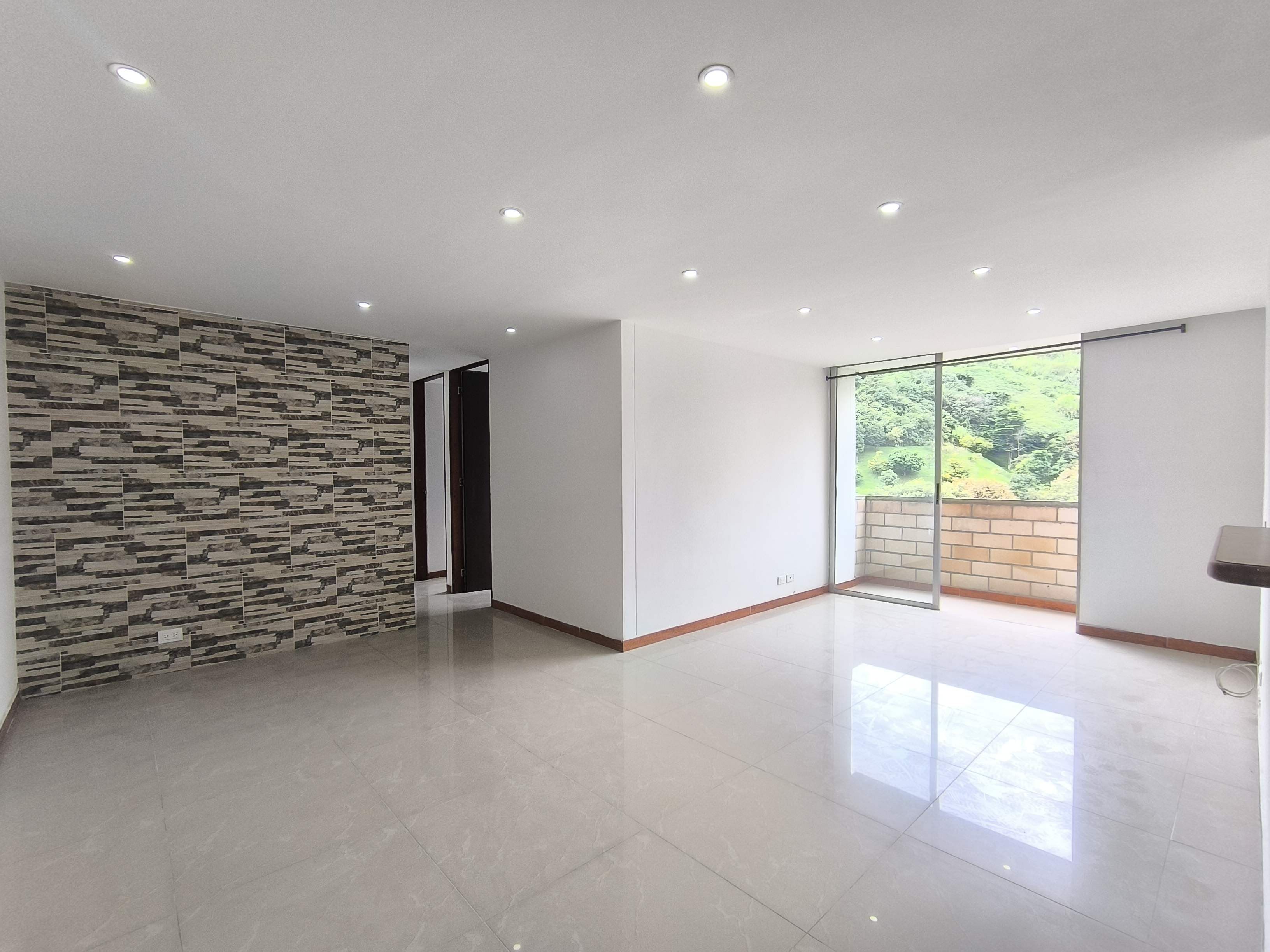 Apartamento en venta Antioquia Medellín Loma De Los Bernal 73 m2 Habitaciones 3 Baños 2 Garajes 1 Precio $505000000
