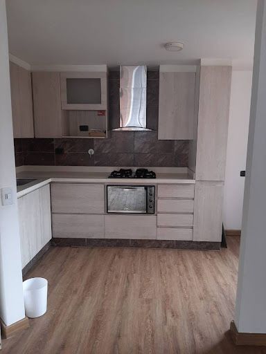 Apartamento en arriendo Antioquia Medellín Loma De Los Bernal 75 m2 Habitaciones 2 Baños 2 Garajes 1 Precio $2750000